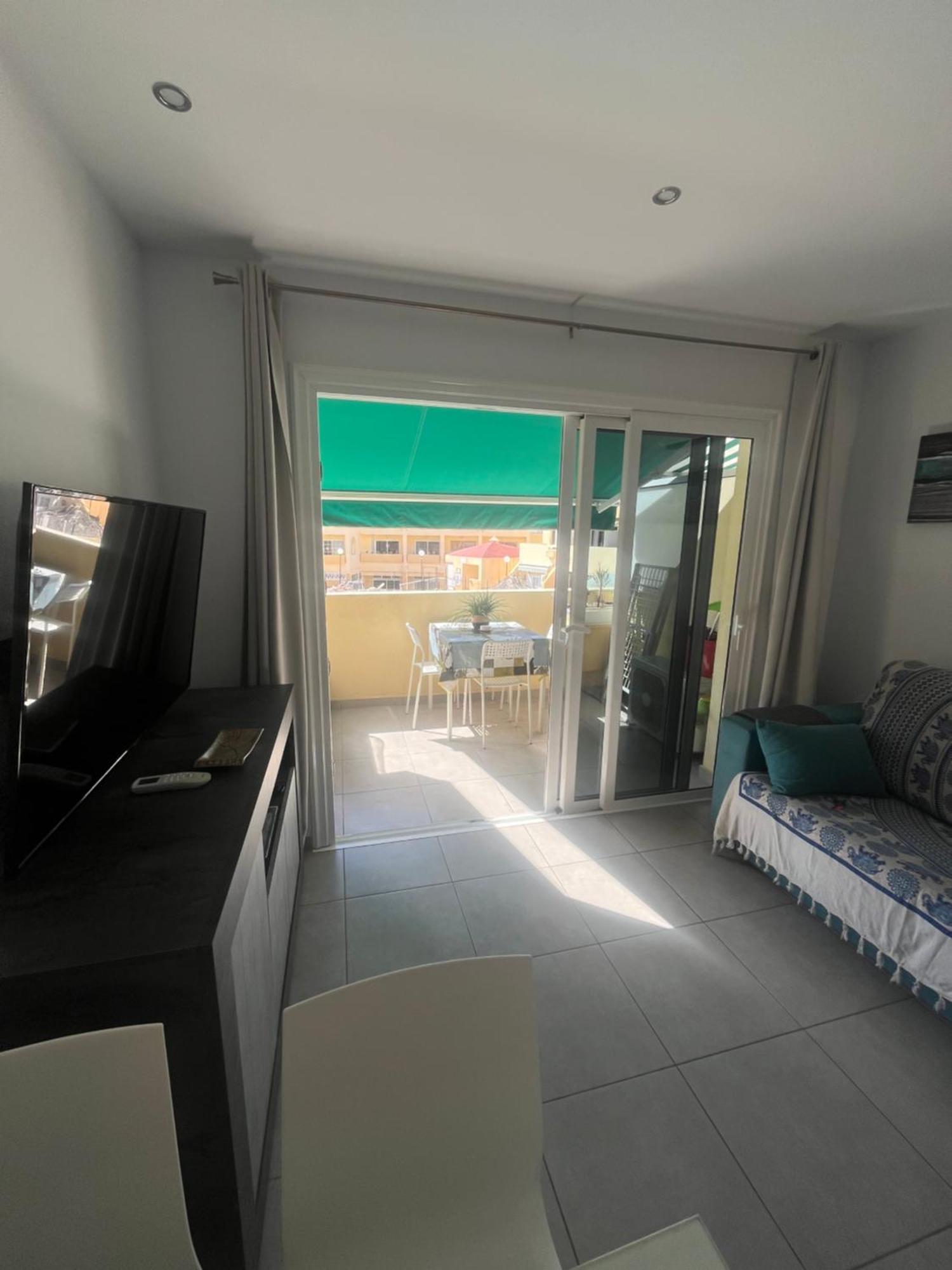 Sunny Pool View & Airco Apartament Symon Mareverde Costa Adeje Dış mekan fotoğraf